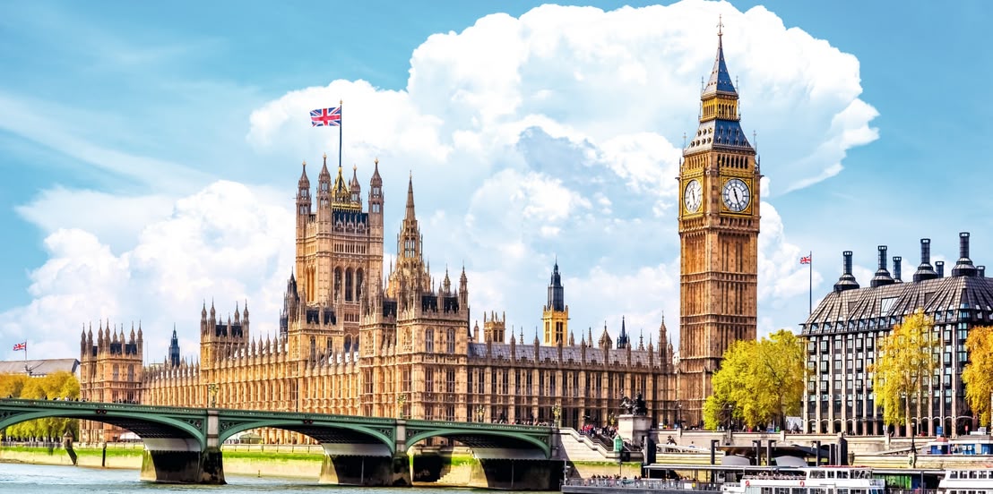 Hier siehst du ein wunderschönes Bild von London. Auf der Linken Seite befindet sich der Big Ben. Bereite dich doch auf deine Reise nach London vor indem du unsere Zungenbrecher in Englisch lernst.
