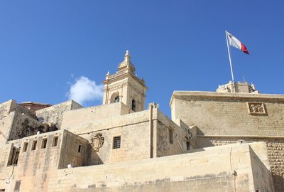 che lingua si parla a Malta