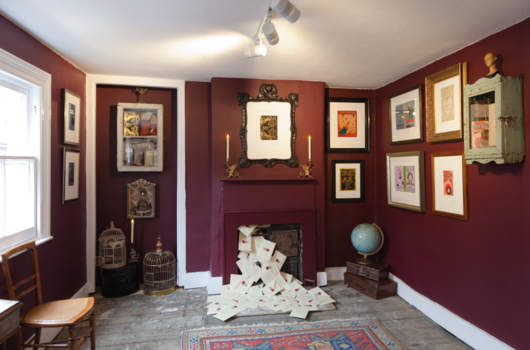 House of Mina Lima Hogwarts Briefe rieseln durch den Kabin im Haus of Mina Lima
